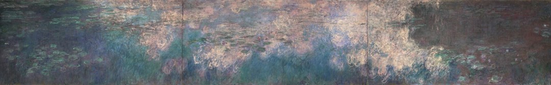 睡蓮の三連画。横に連なる三枚の画面へ睡蓮と水面の反射が広がり、地平線や岸辺は見えない。